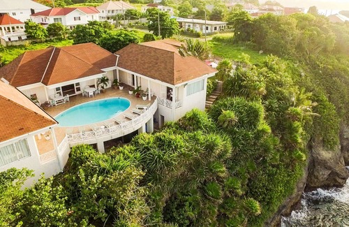 Boscobel Villa | ZYANI Boutique Resort Breathtaking Seaside location Chef, Massage therapist,