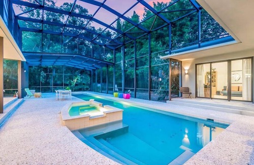Indian Beach Sapphire Shores Villa | Luxury Modern Villa in Heart of Sarasota