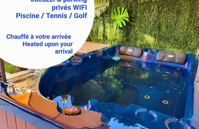 Évasion à deux, domaine prestigieux, jacuzzi et parking privés, piscine