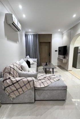 شقق نيرفانا بغرفتين نوم وصاله ومطبخ مستقل الخرج