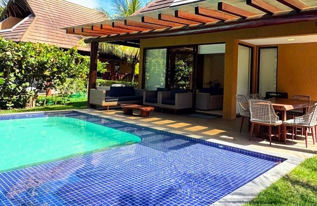 022 Bungalow beside the Church-PrivateSwimmingPool