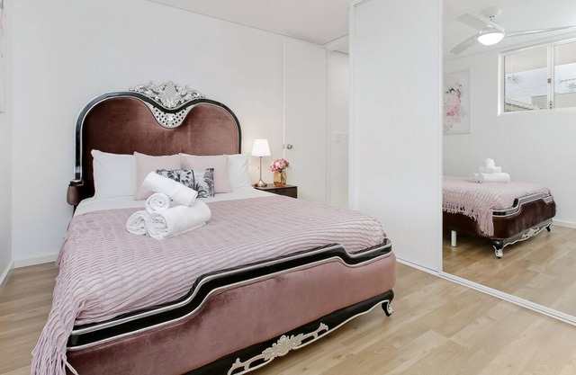 03 Lovely Apartment Near Perth City and Airport