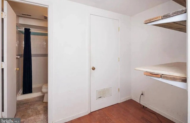 1.5 bed+bath apartmt walk to metro