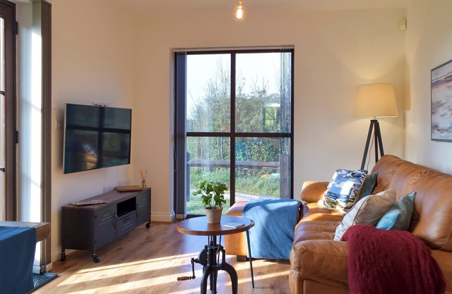 1 bedroom accommodation in Burry Port, near Llanelli