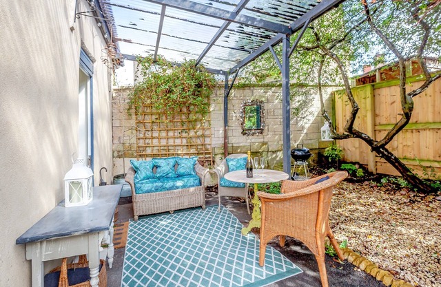 1 bedroom accommodation in Beckington, near Frome