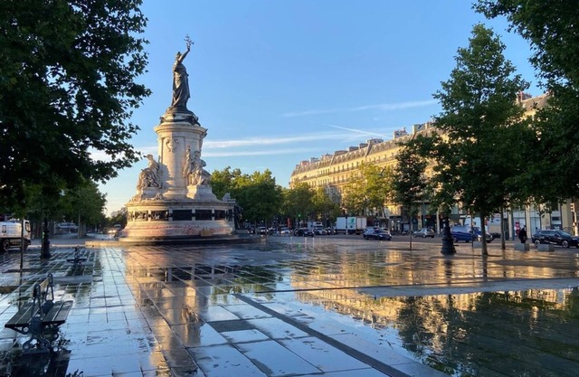 1 Bedroom Apartment in the heart of République