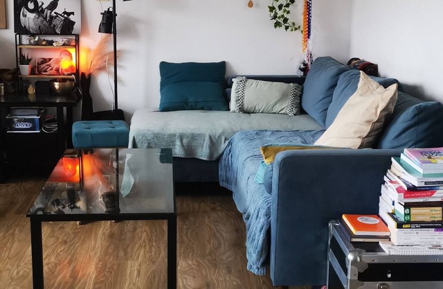 1 bedroom apt. of an Artist photographer close to Cannes Croisette