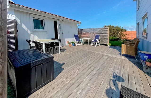 1 bedroom awesome home in Kungshamn