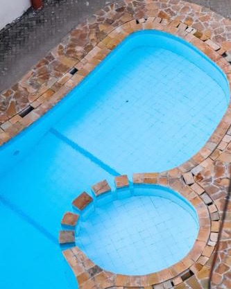 1 bedroom close to the beach, 5 minutes drive through Sarova White sands