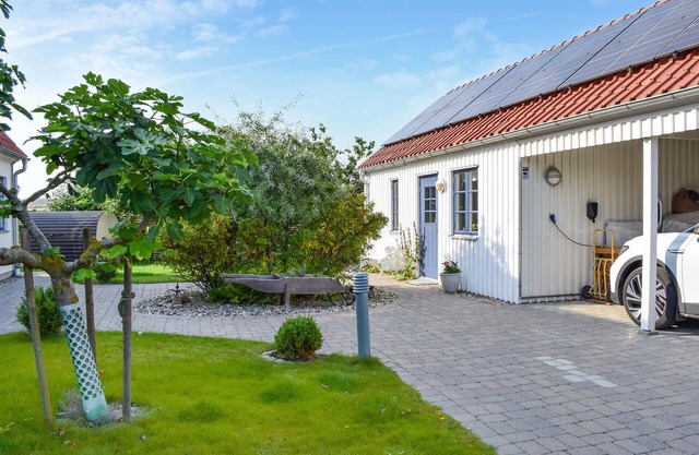 1 bedroom cozy apartment in Brantevik