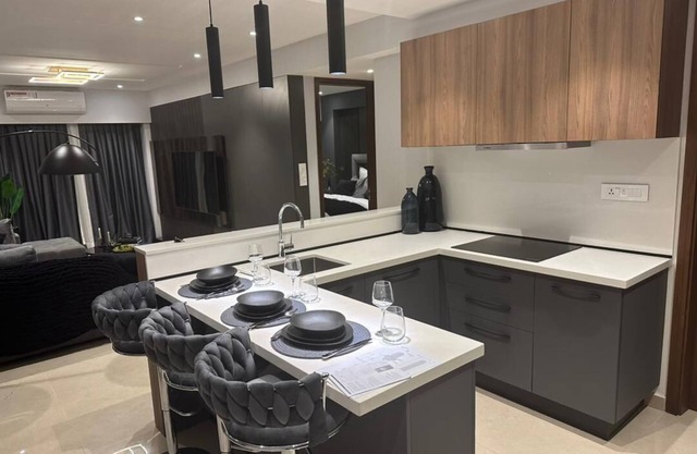 1 bedroom executive @ Solaris Osu