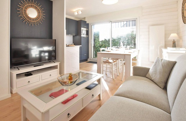 1 bedroom gorgeous apartment in Cabourg