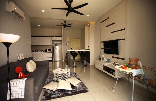 1 bedroom luxury condo. 1 to 7 guests, 3 beds, 1 sofa bed, 1 bathroom, living