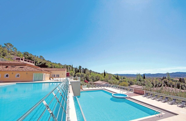 1 bedroom nice apartment in Callian