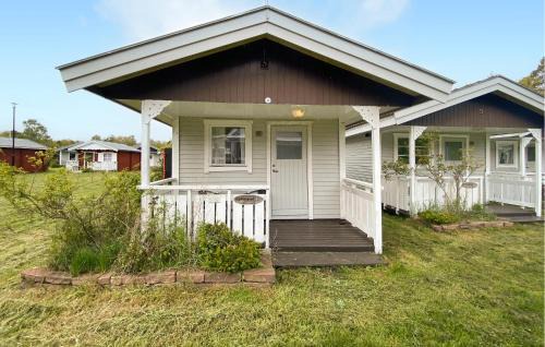 1 Bedroom Stunning Home In Byxelkrok