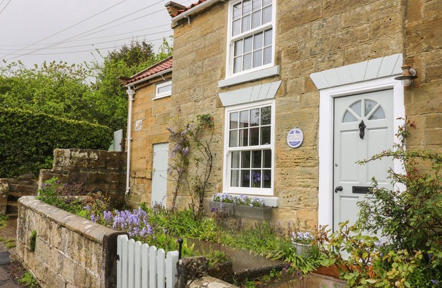 1 BELLE VUE, family friendly, with open fire in Osmotherley