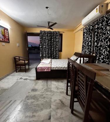 1 BHK with terrace