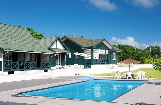 1 minute to the beach Outdoor pool free car rent/Ishigaki Okinawa