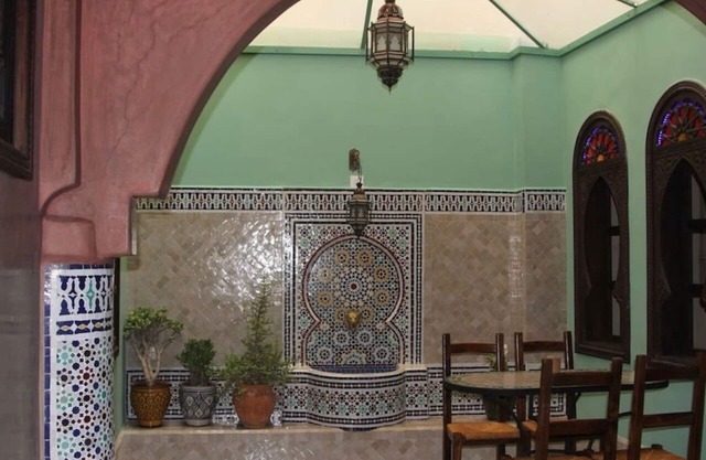 1 Typical traditional Moroccan house