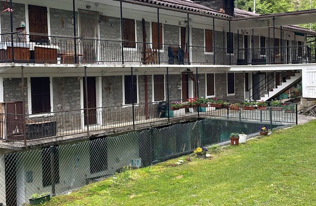 10 minutes from the enchanting Macugnaga alpine apartment with pets allowed