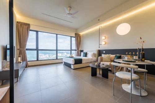 11 Mossaz skypool 5mins to 1U and Ikea atEmpire City by Light House