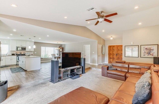 12 Mi to Old Town: Home w/Patio & Yard Space