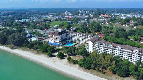 13pax BAYU EXECUTIVE SUITE 3R2B, SEASIDE, ROOFTOP BBQ, WATERSPORT, Pool, Wifi, 50"TV