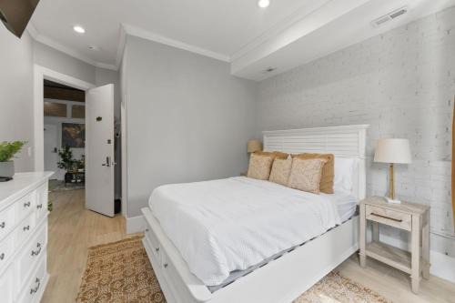 1731 Private room