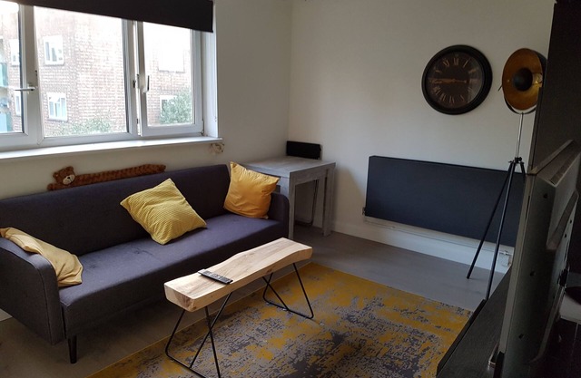 1bed near Canary Wharf, perfect for work or play