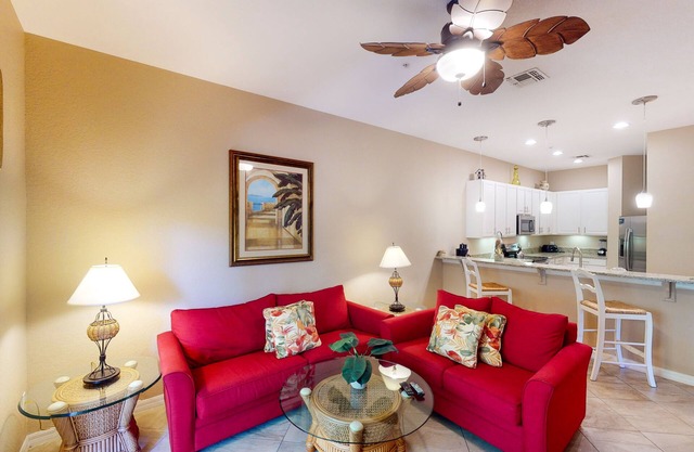 1st floor condo near theme parks, sports courts, limited-mobility access