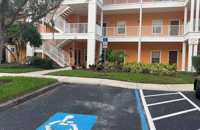 1st floor Disney Area Resort !