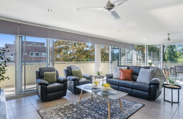 2-18 Oak Street - Evans River Modern Apartment