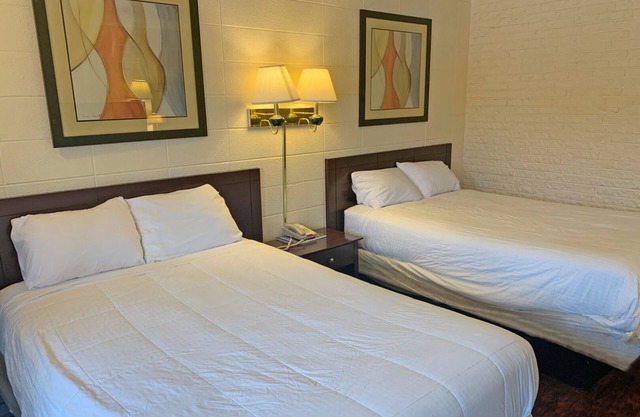 2 Added Value Stay near Virginia Tech - Perfect for University Visits w/Free Parking