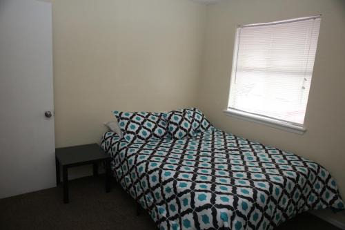 2 bed/1 bath next to Ft. Sill