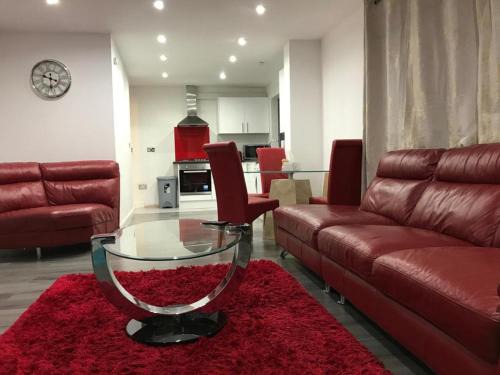 2 Bed-1 Bath-Sleeps 4-Parking-Pets