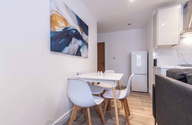 2-Bed Apartment, Basingstoke – Great Location