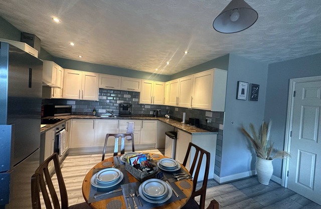 2 bed Home