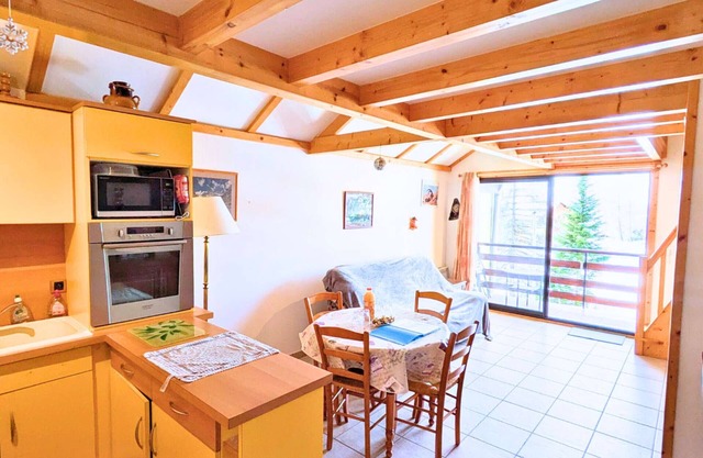 2-Bedroom Apartment for 6 People - Center Station