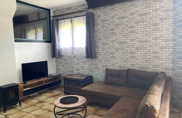 2 Bedroom Apartment in Font-Romeu-Odeillo-Via