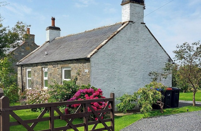2 bedroom accommodation in Stairhaven by Glenluce