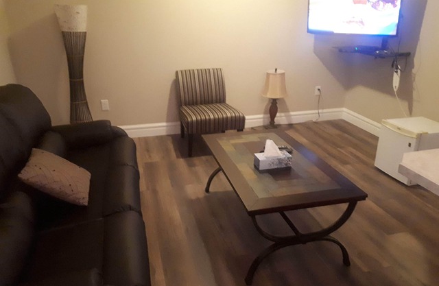 2 Bedroom 2 Bathroom Suite in Stoney Creek