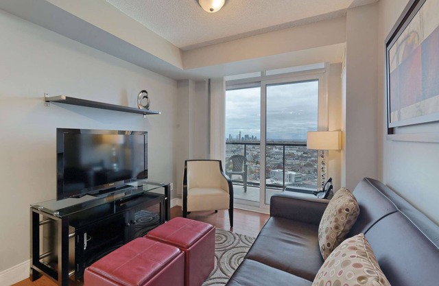 2 Bedroom/2 Bathroom Suite