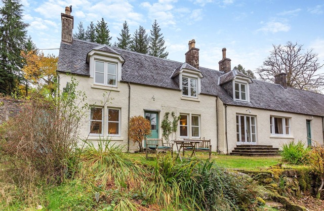 2 bedroom accommodation in Strathcarron