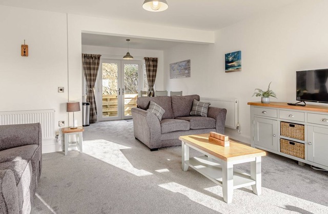 2 bedroom accommodation in Portpatrick