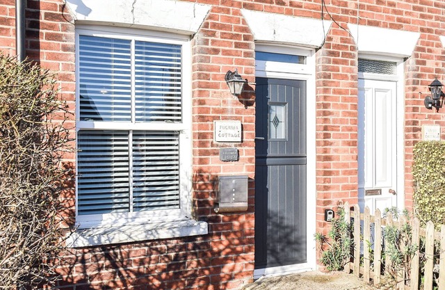 2 bedroom accommodation in Sea Palling