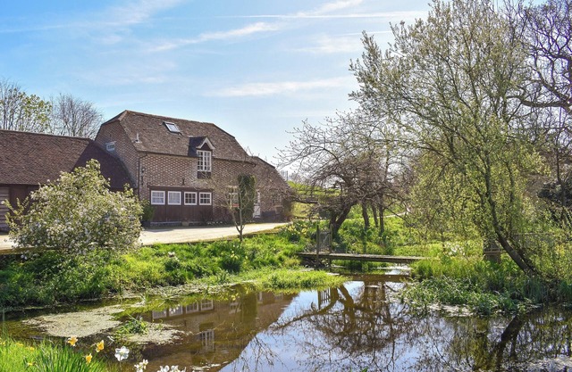 2 bedroom accommodation in Bere Regis