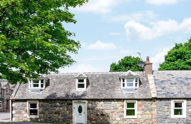 2 bedroom accommodation in Tomintoul