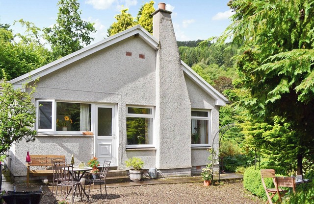 2 bedroom accommodation in Camserney, near Aberfeldy