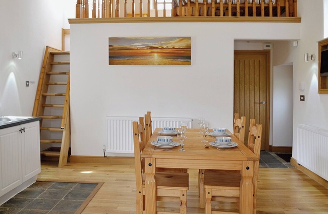 2 bedroom accommodation in Tynlon, near Rhosneigr