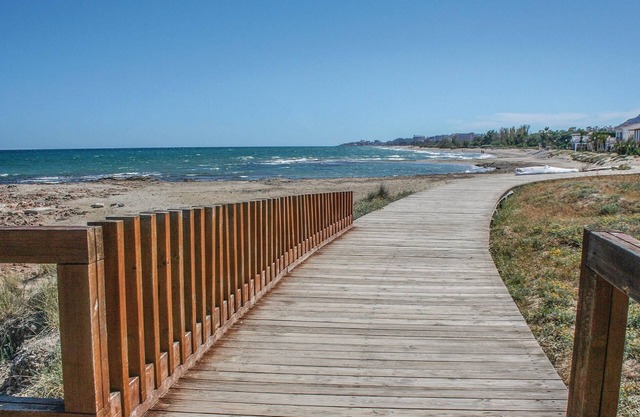 2 bedroom accommodation in Cabanes